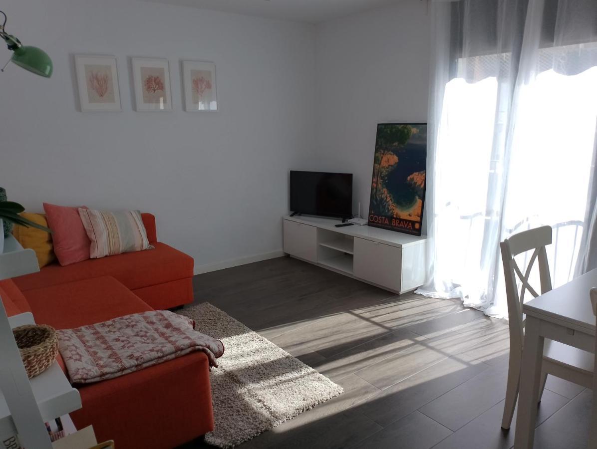 Appartement Pis pràctic i agradable sobre la Marina Palamós Extérieur photo